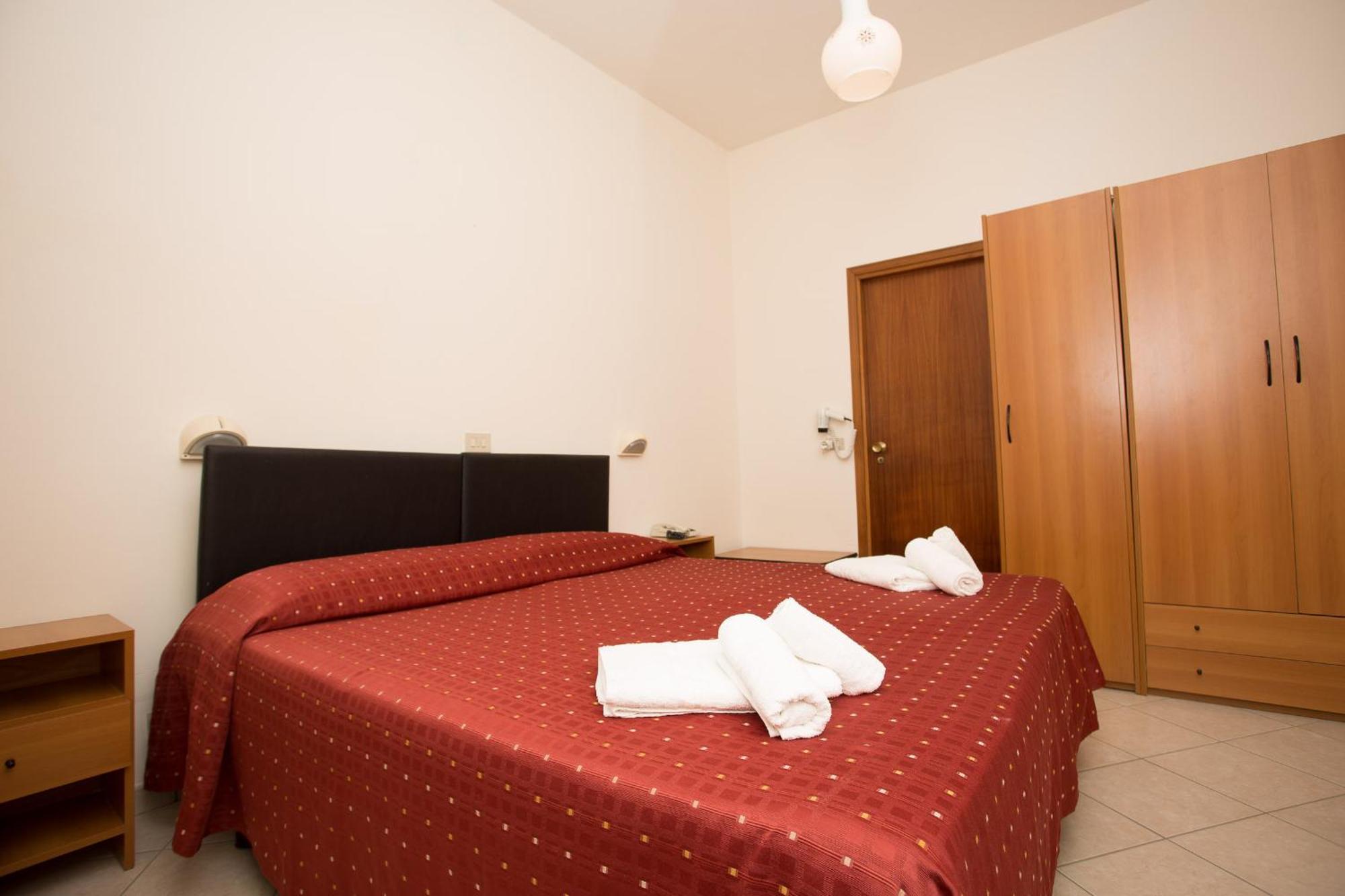 Hotel Real チェルヴィア 部屋 写真