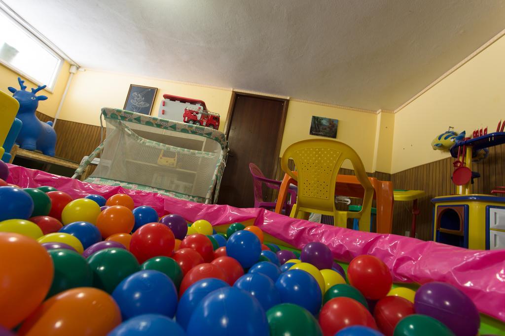 Hotel Real チェルヴィア エクステリア 写真
