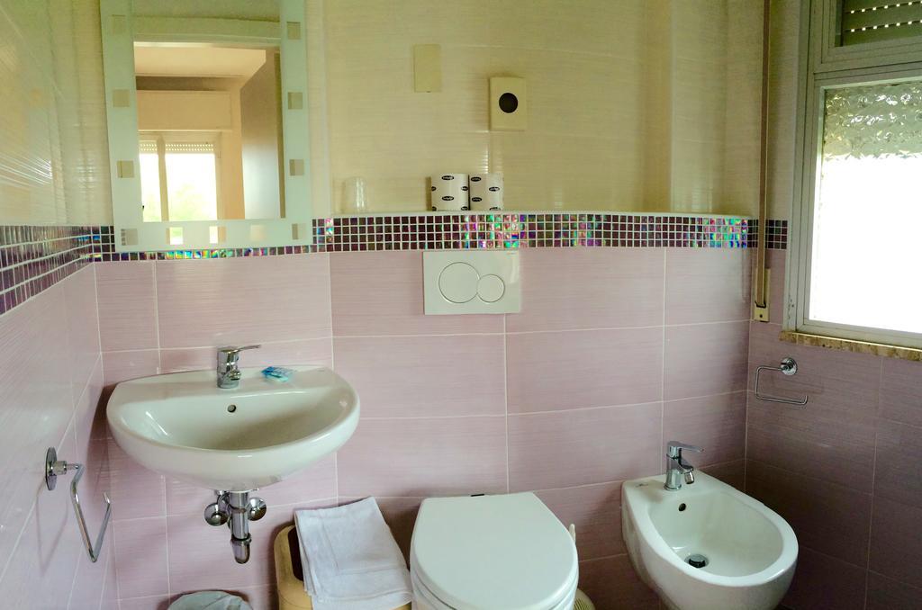 Hotel Real チェルヴィア エクステリア 写真