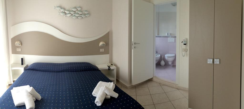 Hotel Real チェルヴィア エクステリア 写真